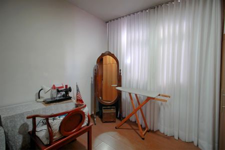 Apartamento à venda com 150m², 4 quartos e 2 vagasQuarto 3