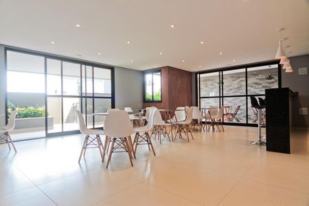 Apartamento à venda com 83m², 3 quartos e 2 vagas Apartamento à venda com 83m², 3 quartos e 2 vagasÁrea comum - Salão de festas