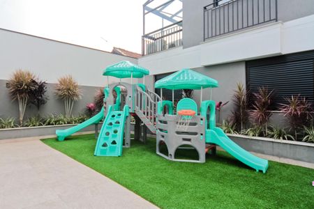 Apartamento à venda com 83m², 3 quartos e 2 vagas Apartamento à venda com 83m², 3 quartos e 2 vagasÁrea comum - Playground