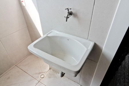 Apartamento à venda com 83m², 3 quartos e 2 vagas Apartamento à venda com 83m², 3 quartos e 2 vagasÁrea de Serviço