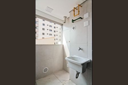 Apartamento à venda com 83m², 3 quartos e 2 vagas Apartamento à venda com 83m², 3 quartos e 2 vagasÁrea de Serviço