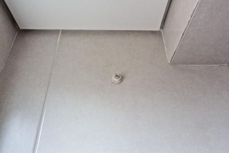 Apartamento à venda com 83m², 3 quartos e 2 vagas Apartamento à venda com 83m², 3 quartos e 2 vagasBanheiro da Suíte