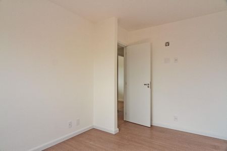 Apartamento à venda com 83m², 3 quartos e 2 vagas Apartamento à venda com 83m², 3 quartos e 2 vagasQuarto 1