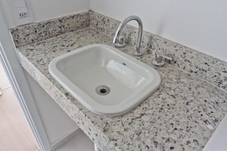 Apartamento à venda com 83m², 3 quartos e 2 vagasBanheiro