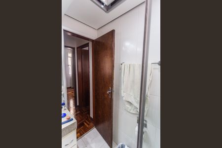 Apartamento à venda com 82m², 2 quartos e 1 vaga Apartamento à venda com 82m², 2 quartos e 1 vagaBanheiro Social