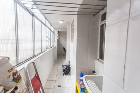 Apartamento à venda com 82m², 2 quartos e 1 vaga Apartamento à venda com 82m², 2 quartos e 1 vagaÁrea de Serviço