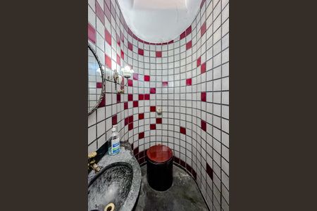 Casa para alugar com 400m², 3 quartos e 5 vagasLavabo