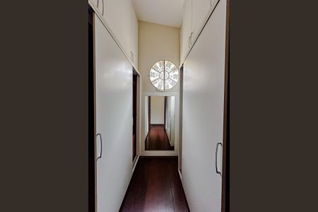 Casa para alugar com 400m², 3 quartos e 5 vagas Suíte