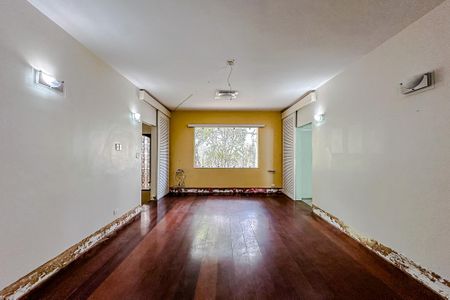 Casa para alugar com 400m², 3 quartos e 5 vagasSala