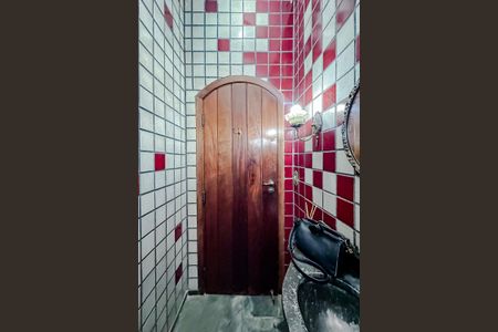 Casa para alugar com 400m², 3 quartos e 5 vagasLavabo