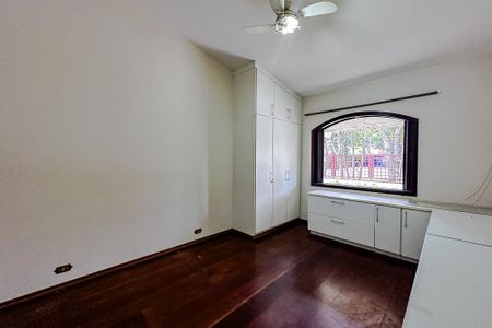 Casa para alugar com 400m², 3 quartos e 5 vagasQuarto 