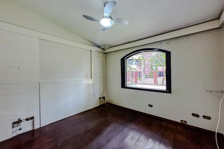 Casa para alugar com 400m², 3 quartos e 5 vagasSuíte