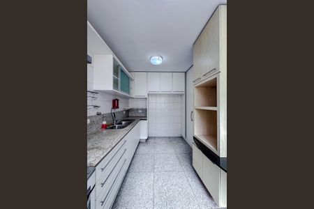 Casa para alugar com 400m², 3 quartos e 5 vagasCozinha