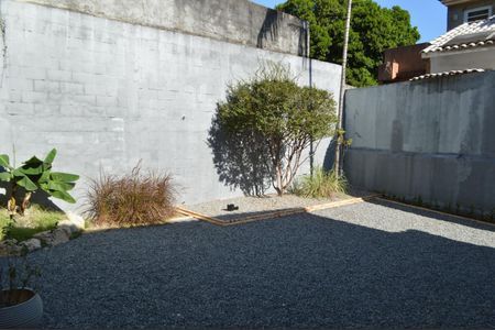 Casa de condomínio à venda com 160m², 3 quartos e 1 vaga Casa de condomínio à venda com 160m², 3 quartos e 1 vagaQuintal