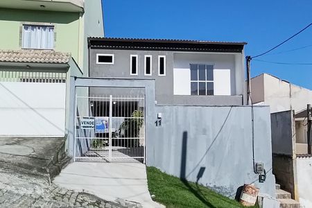 Casa de condomínio à venda com 160m², 3 quartos e 1 vaga Casa de condomínio à venda com 160m², 3 quartos e 1 vagaFachada