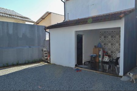 Casa de condomínio à venda com 160m², 3 quartos e 1 vaga Casa de condomínio à venda com 160m², 3 quartos e 1 vagaQuintal