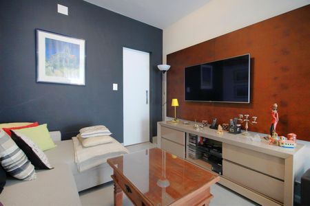 Apartamento à venda com 96m², 2 quartos e 2 vagasSala de Estar