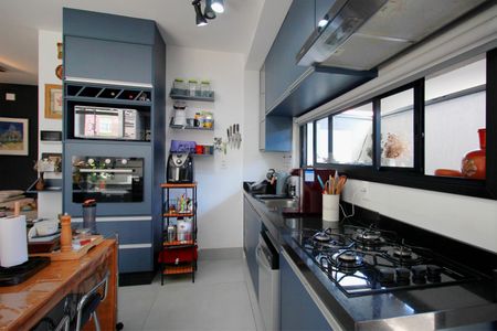 Apartamento à venda com 96m², 2 quartos e 2 vagasCozinha