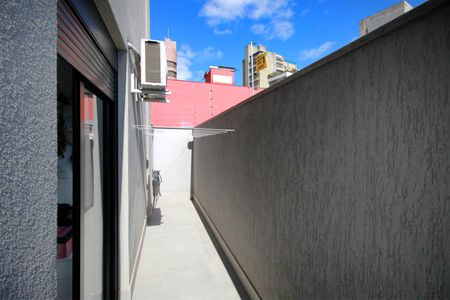 Apartamento à venda com 96m², 2 quartos e 2 vagasVaranda da Suite 1