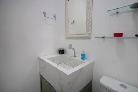 Apartamento à venda com 96m², 2 quartos e 2 vagasLavabo