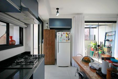 Apartamento à venda com 96m², 2 quartos e 2 vagasCozinha