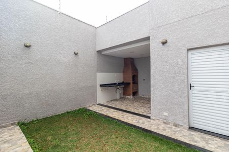 Casa de condomínio à venda com 36m², 2 quartos e sem vaga Casa de condomínio à venda com 36m², 2 quartos e sem vagaÁrea comum - Churrasqueira