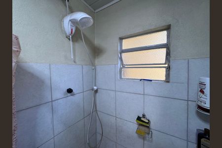 Casa para alugar com 96m², 2 quartos e 1 vaga Casa para alugar com 96m², 2 quartos e 1 vagaBanheiro