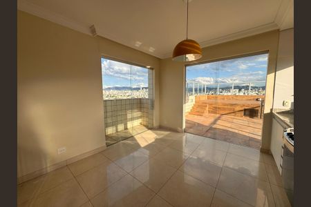 Apartamento à venda com 205m², 4 quartos e 2 vagas Apartamento à venda com 205m², 4 quartos e 2 vagasSala 2