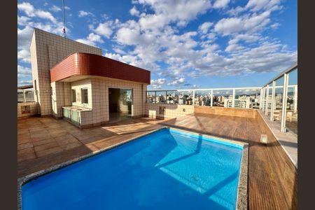 Apartamento à venda com 205m², 4 quartos e 2 vagas Apartamento à venda com 205m², 4 quartos e 2 vagasÁrea comum