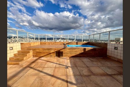 Apartamento à venda com 205m², 4 quartos e 2 vagas Apartamento à venda com 205m², 4 quartos e 2 vagasÁrea comum