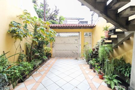 Casa para alugar com 260m², 4 quartos e 3 vagas Casa para alugar com 260m², 4 quartos e 3 vagasGaragem