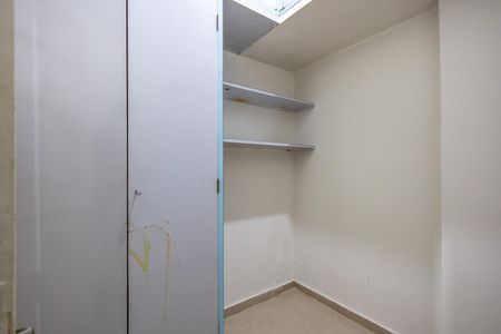 Apartamento à venda com 130m², 3 quartos e 1 vaga Apartamento à venda com 130m², 3 quartos e 1 vagaQuarto de Serviço