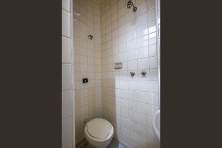 Apartamento à venda com 130m², 3 quartos e 1 vaga Apartamento à venda com 130m², 3 quartos e 1 vagaBanheiro de Serviço