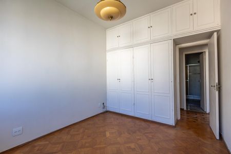 Apartamento à venda com 130m², 3 quartos e 1 vaga Apartamento à venda com 130m², 3 quartos e 1 vagaQuarto 3