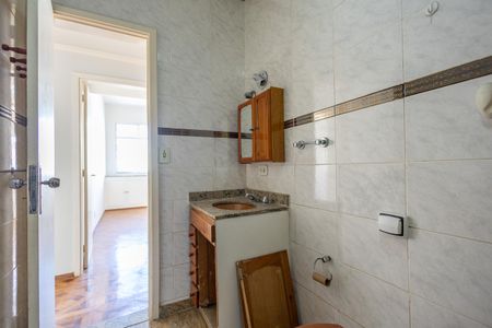 Apartamento à venda com 130m², 3 quartos e 1 vaga Apartamento à venda com 130m², 3 quartos e 1 vagaBanheiro Social