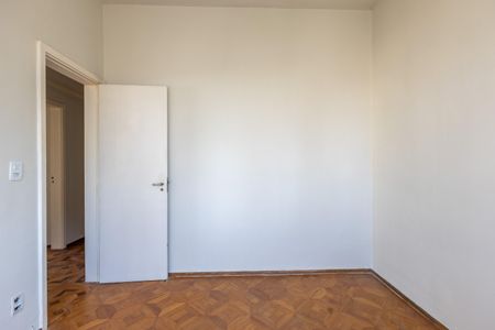 Apartamento à venda com 130m², 3 quartos e 1 vaga Apartamento à venda com 130m², 3 quartos e 1 vagaQuarto 2