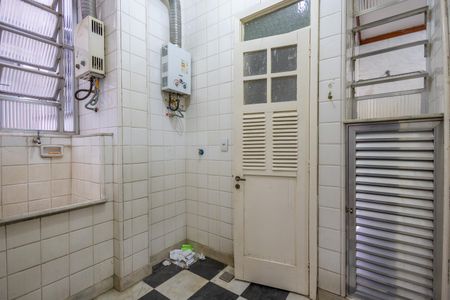 Apartamento à venda com 130m², 3 quartos e 1 vaga Apartamento à venda com 130m², 3 quartos e 1 vagaÁrea de Serviço