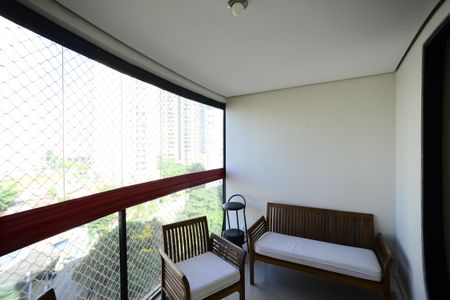 Apartamento à venda com 106m², 3 quartos e 2 vagasVaranda