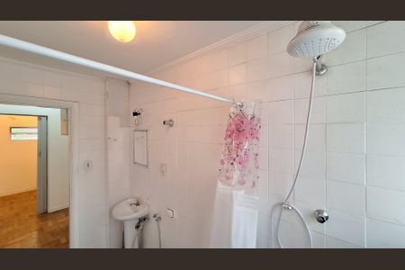 Apartamento para alugar com 66m², 2 quartos e sem vaga Apartamento para alugar com 66m², 2 quartos e sem vagaBanheiro Social