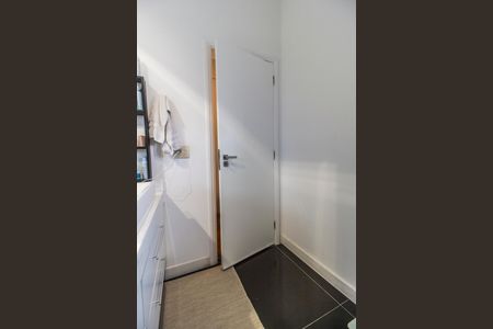 Casa de condomínio à venda com 350m², 4 quartos e 4 vagas Casa de condomínio à venda com 350m², 4 quartos e 4 vagasBanheiro da Suíte