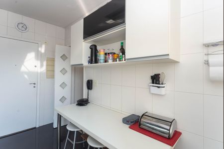 Apartamento à venda com 115m², 3 quartos e 2 vagas Apartamento à venda com 115m², 3 quartos e 2 vagasCozinha