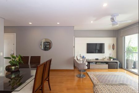 Apartamento à venda com 115m², 3 quartos e 2 vagas Apartamento à venda com 115m², 3 quartos e 2 vagasSala