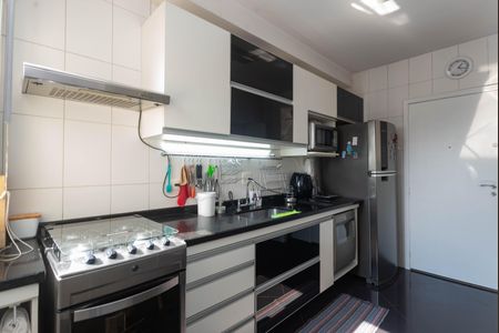 Apartamento à venda com 115m², 3 quartos e 2 vagas Apartamento à venda com 115m², 3 quartos e 2 vagasCozinha