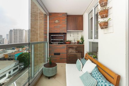 Apartamento à venda com 115m², 3 quartos e 2 vagas Apartamento à venda com 115m², 3 quartos e 2 vagasVaranda Gourmet