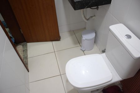 Apartamento à venda com 72m², 2 quartos e 1 vagaBanheiro do Quarto 1