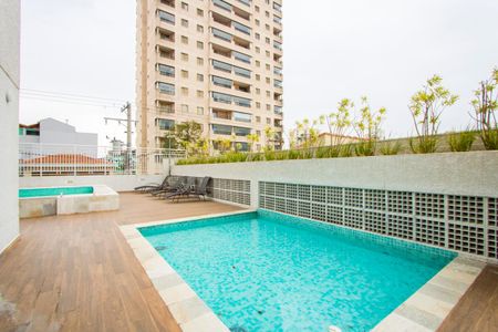 Apartamento à venda com 56m², 1 quarto e 1 vagaÁrea comum - Piscina