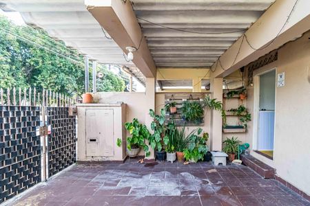 Casa à venda com 170m², 4 quartos e 2 vagasGaragem