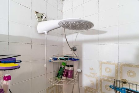 Casa à venda com 170m², 4 quartos e 2 vagasBanheiro 01