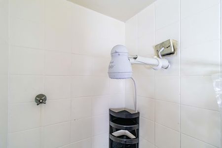 Casa à venda com 170m², 4 quartos e 2 vagasBanheiro 02