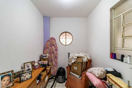 Casa à venda com 170m², 4 quartos e 2 vagasQuarto 01